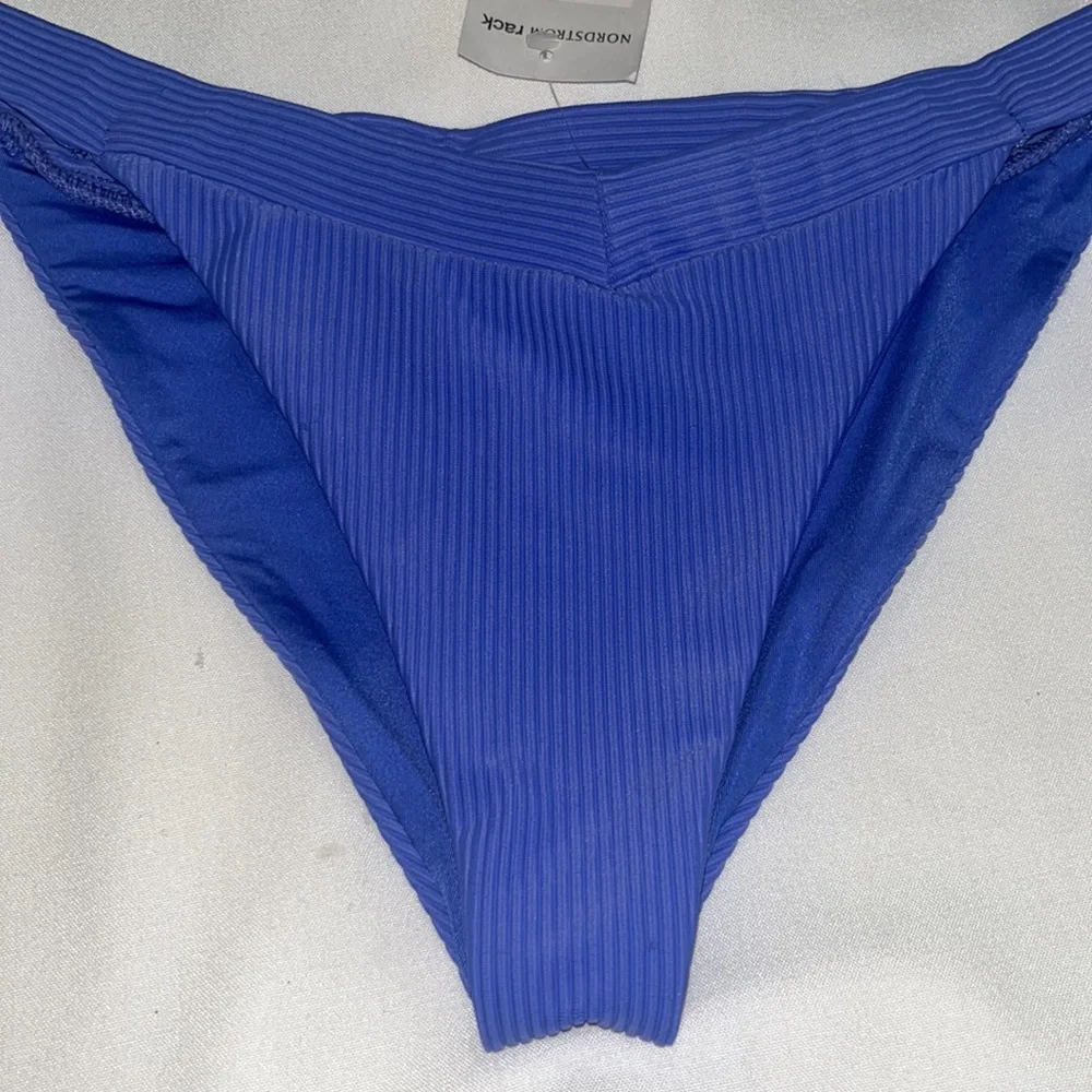 Frankie’s Bikini Ribbed Bottom Sz Large